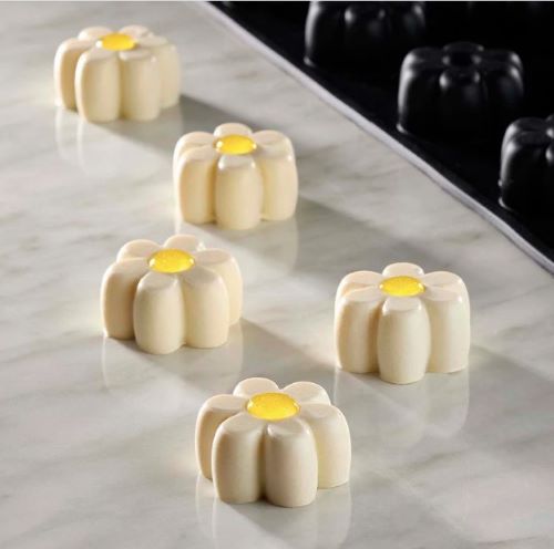 Pavoni 40mm Mini Margherita Professional Silicone Mould Designed by Antonio Bachour